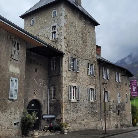ベッド・アンド・ブレックファスト Maison De Sisi